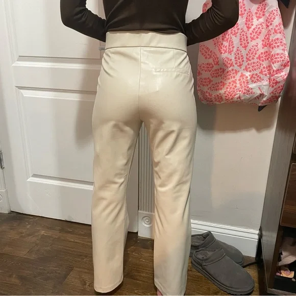 ZARA LEATHER TROUSER 🕊 - Picture 2 of 3